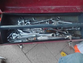 Sockets And Wrenches