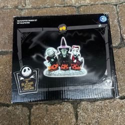 Disney's The Nightmare Before Christmas "Lock Shock & Barrel" S&P Shaker Set