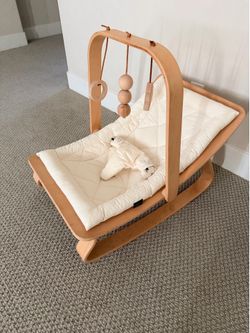 Charlie Crane Baby rocker and activity arch