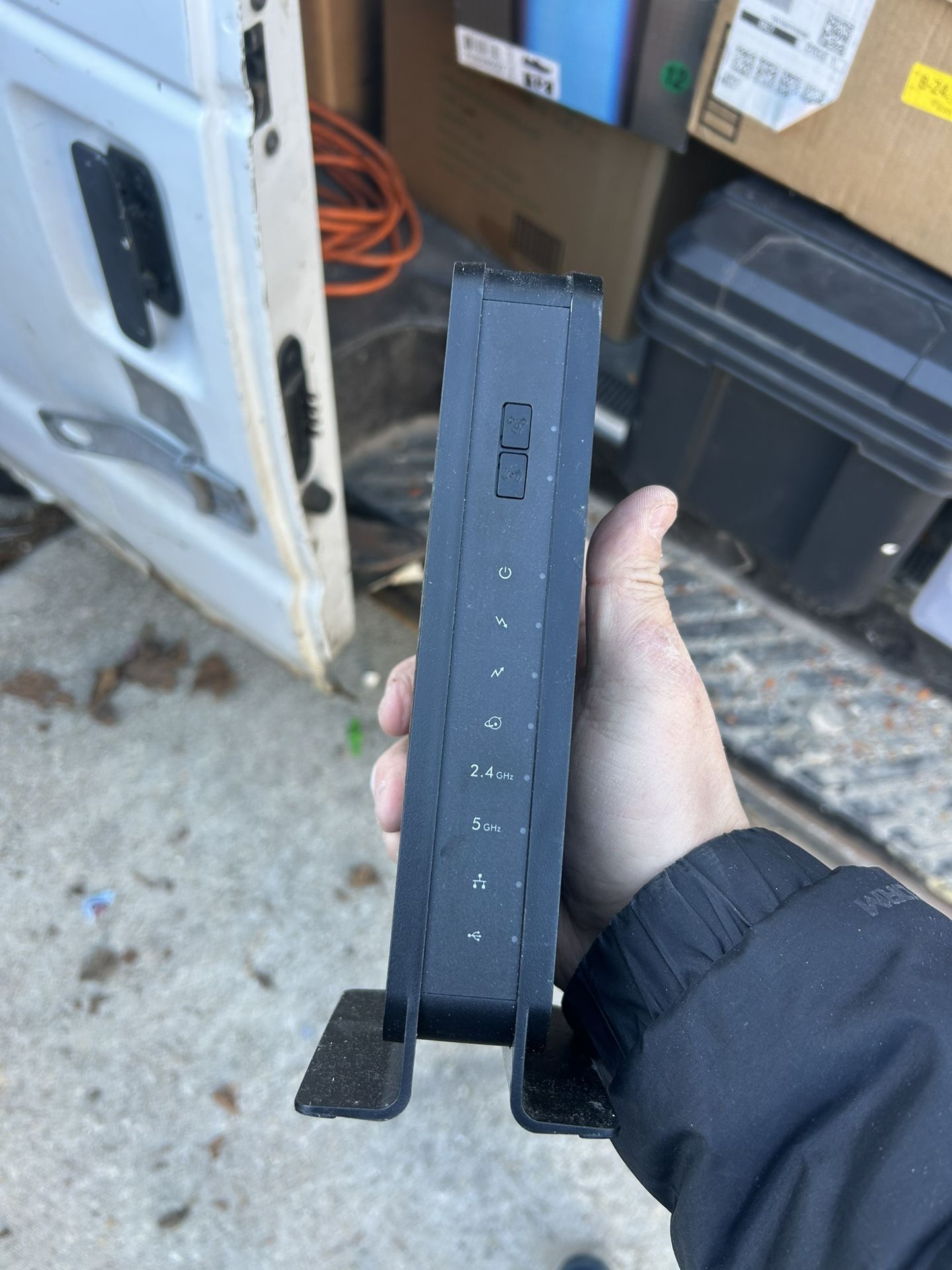 Wi-Fi Cable Modem Router NETGEAR C3700