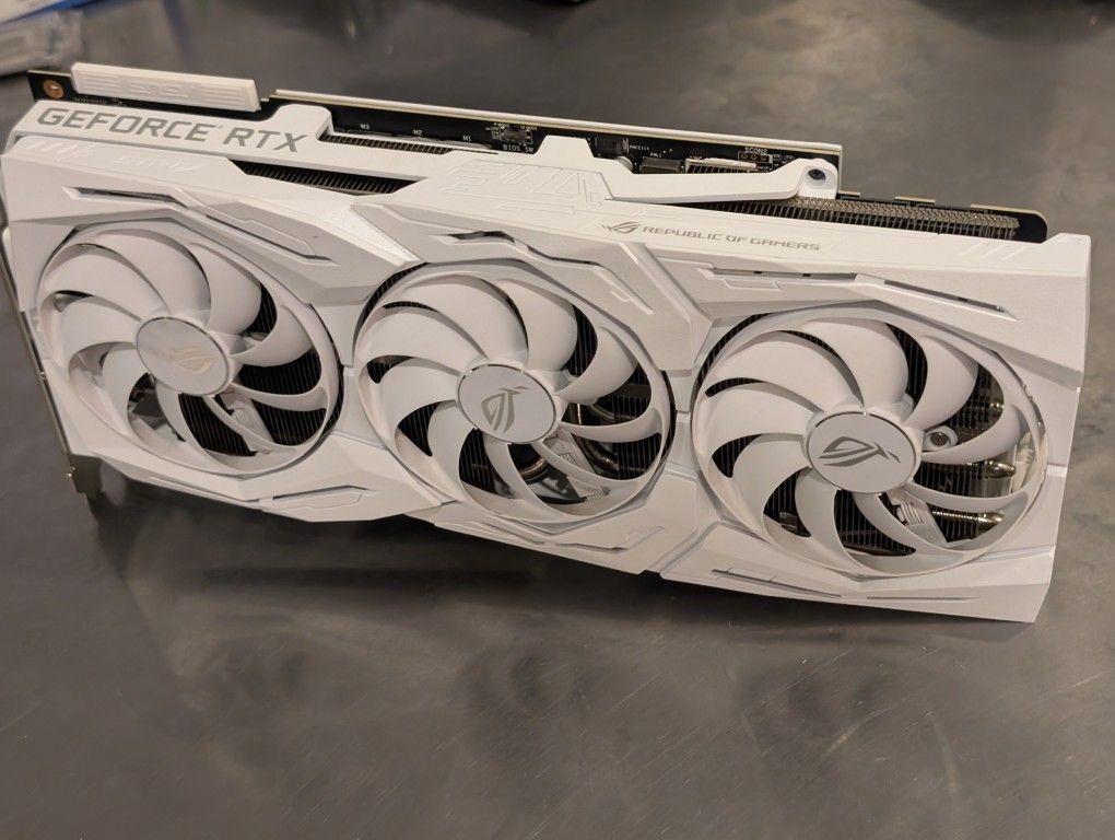 ASUS GeForce RTX 2080 Ti ROG Strix White Edition OC Triple-Fan 11GB GDDR6 *RARE*