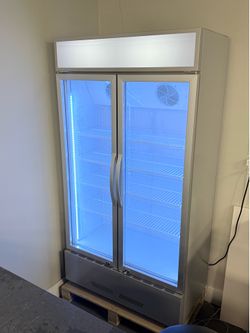 Commercial 2-Door Glass Display Refrigerator – Like New