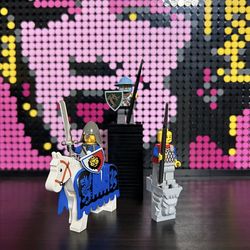 LEGO Castle Misc. Lot! (Knights & Horse!)