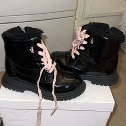 Girls Boots