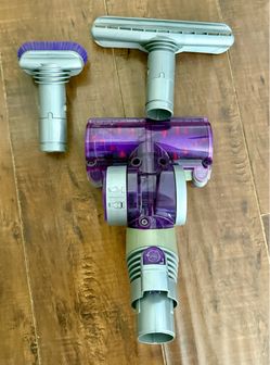 Dyson Animalpro + accessories attachements