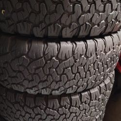 Set De llantas Todo Terreno Bfgoodrich All Terrain KO2 LT 285/70/R/17