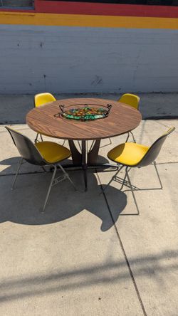Vintage Mid-Century Round Laminate Dining Table