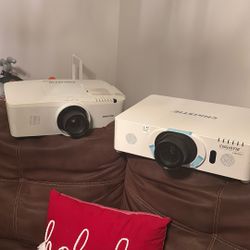 projectors christie Lx505