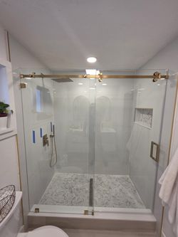 Glass Shower In All The Measures