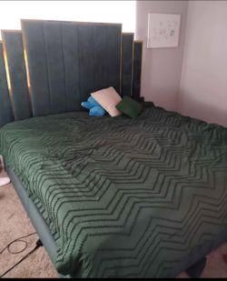 Duncanville Wayfair King bed