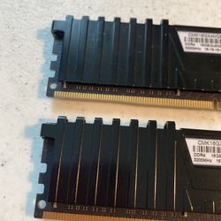 Corsair VENGEANCE LPX DDR4 RAM 16GB (2x8GB) 3200MHz CL16 Intel XMP 2.0  Computer Memory - Black (CMK16GX4M2B3200C16)