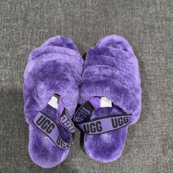 UGG slippers 