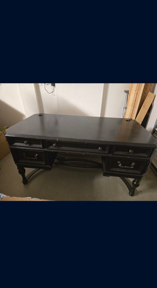 Office Desk