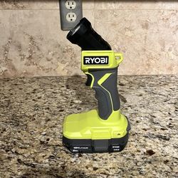 Flashlight with bigger battery