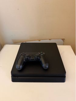 PlayStation 4 Slim Console Bundle – Controller Included
