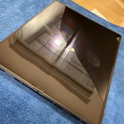 New unlocked Samsung Fold Z 6 256gb