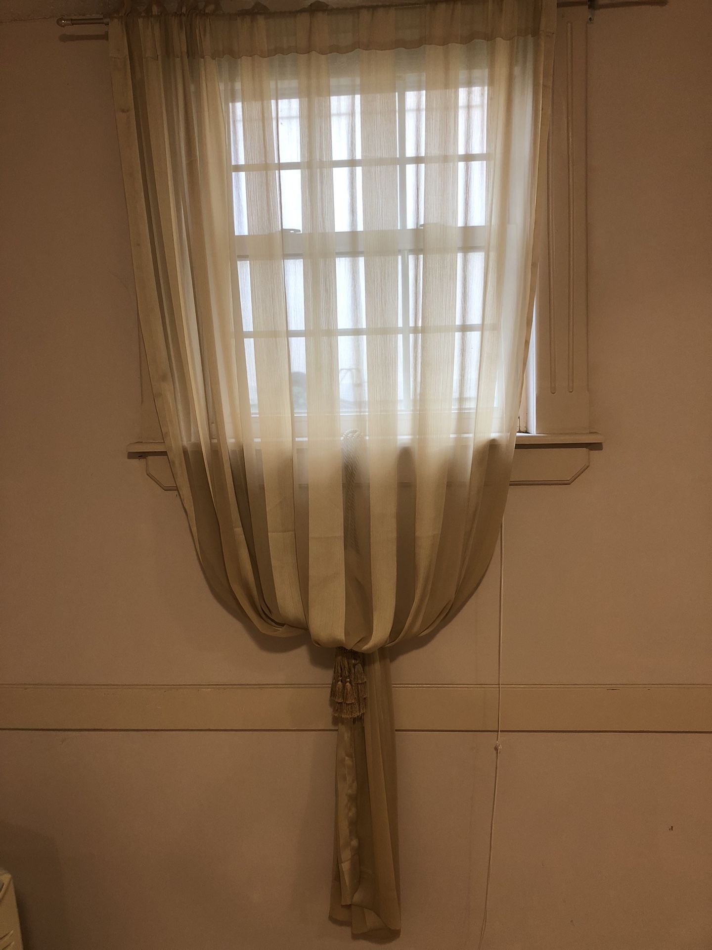 Curtain
