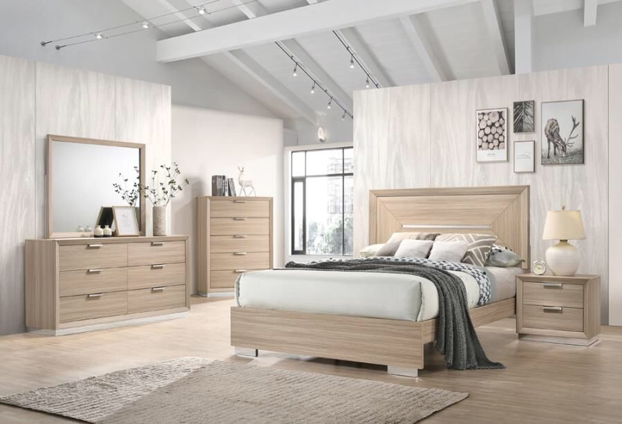 4 PCS Queen Size Bedroom Set in Offer