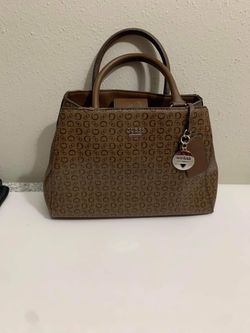Pre-Owned Guess Handbag in Excellent Condition – Stylish & Functional – Great Deal! Don't Miss Out!