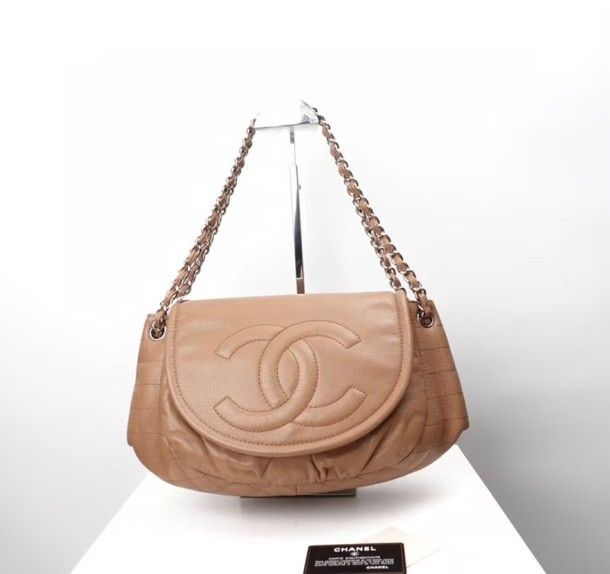 Chanel cookie color lychee leather bag