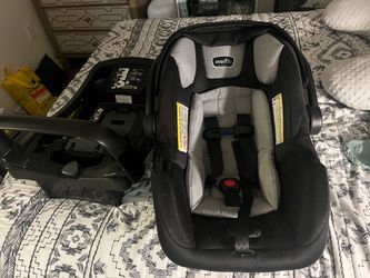 Evenflo infant car seat