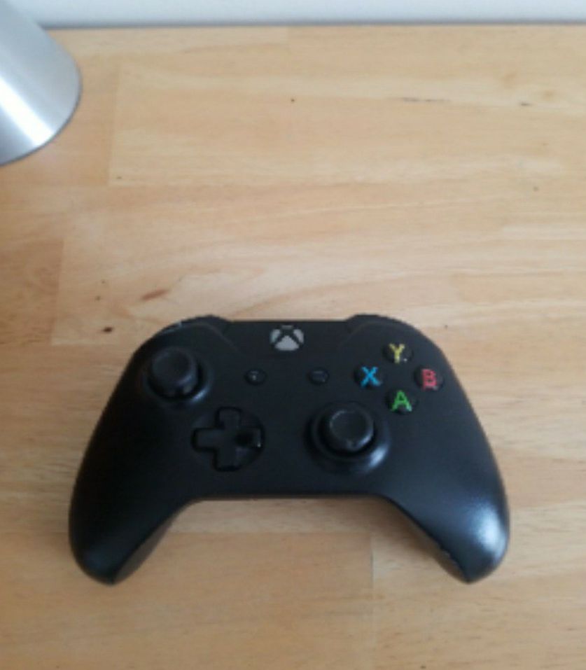 Xbox One Controller In great Condition 35 Obo