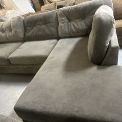 GREY SECTIONAL SOFA FREE DELIVERY 🚚 