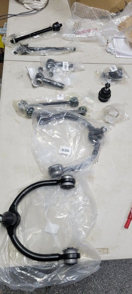 05-10 Jeep Cherokee / Jeep Commander Front Suspension Rebuild Kit