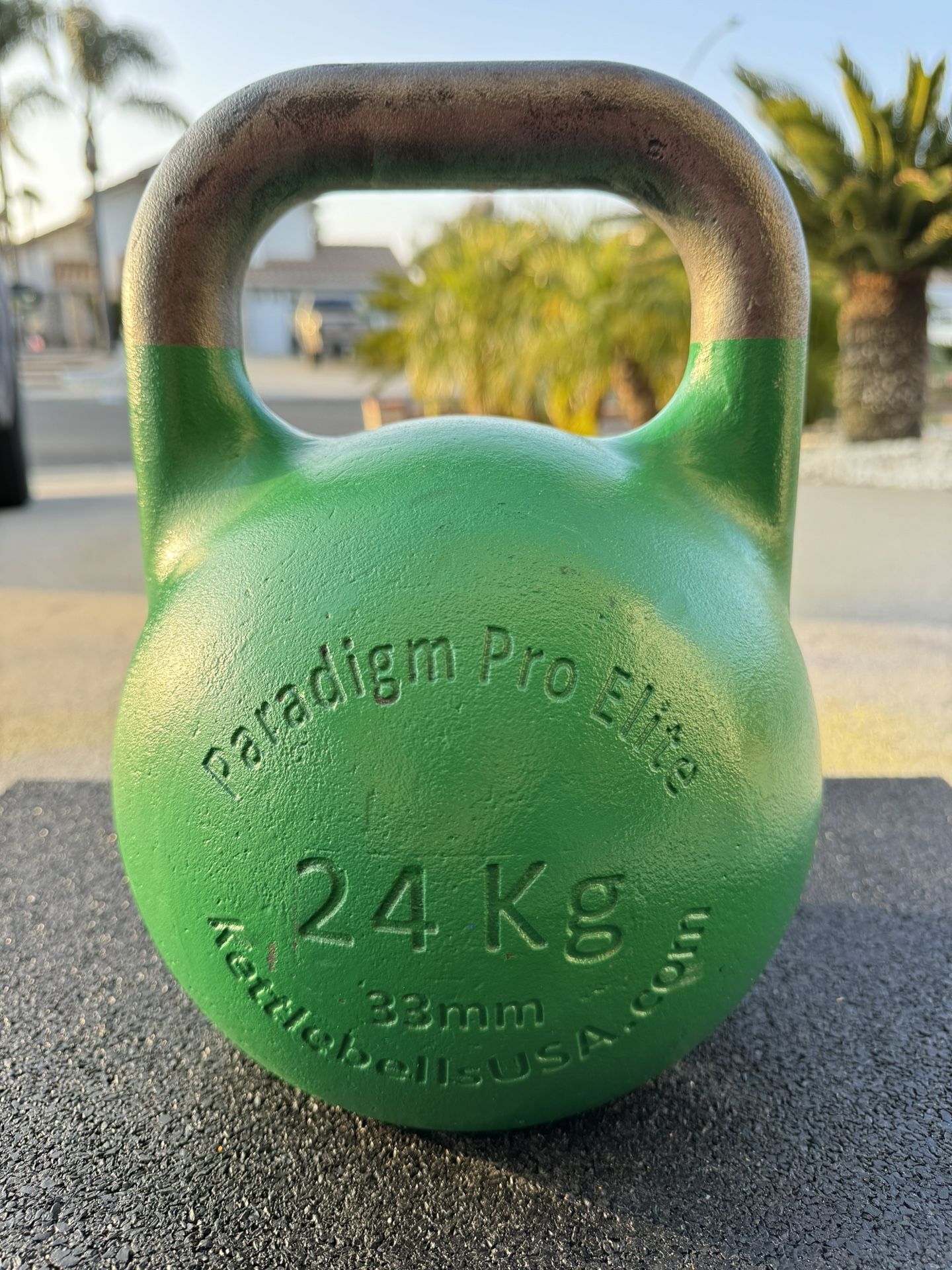 Kettlebells USA 24 Kg Paradigm Pro Elite Competition Kettlebell