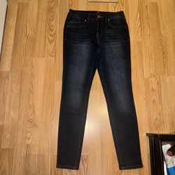 Mid Rise Skinny Jeans 