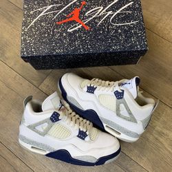 Jordan 4 Midnight Navy - Size 9.5