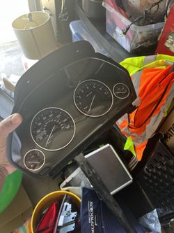 2017 BMW 3 Series Instrument Cluster