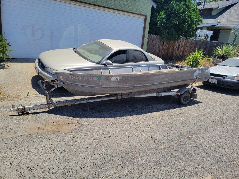 Good working boat w/trailer and motor.