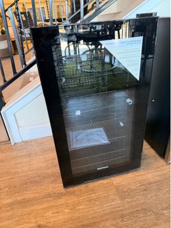 Wine Enthusiast Fridge