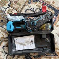 Mini Chainsaw, 6-Inch Chain Saw, 2 Pack 2000mAh Batteries,