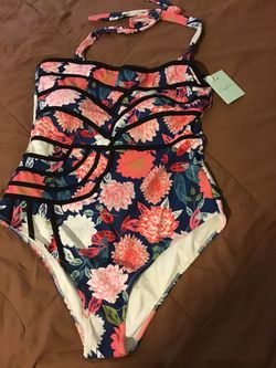 New women’s size L
