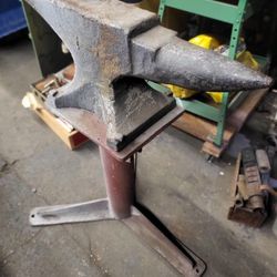 Anvil With Metal Stand