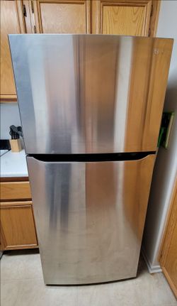 LG Refrigerator - single door