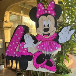 Minie Mouse and Number 4 Pinata 