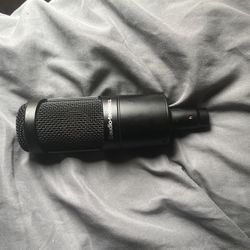 Audio-Technica AT2035 Cardioid Condenser Microphone 