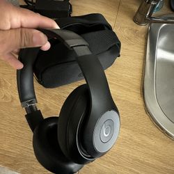 Beats Studio Pro