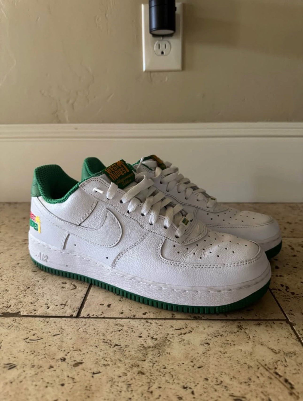 Men’s Air Force 1 size 11