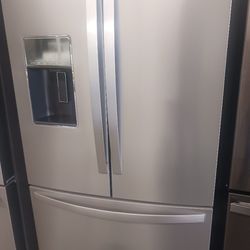 Whirlpool Stainless Steel French Doors Model 2022 Fully Functional Exellent Condition 