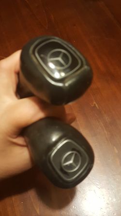 Mercedes Benz handles