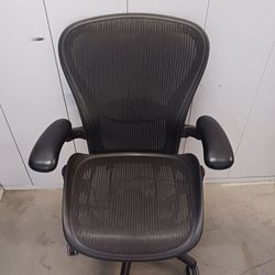 Herman niller Aeron Size B Fully Ergonomic $380 each