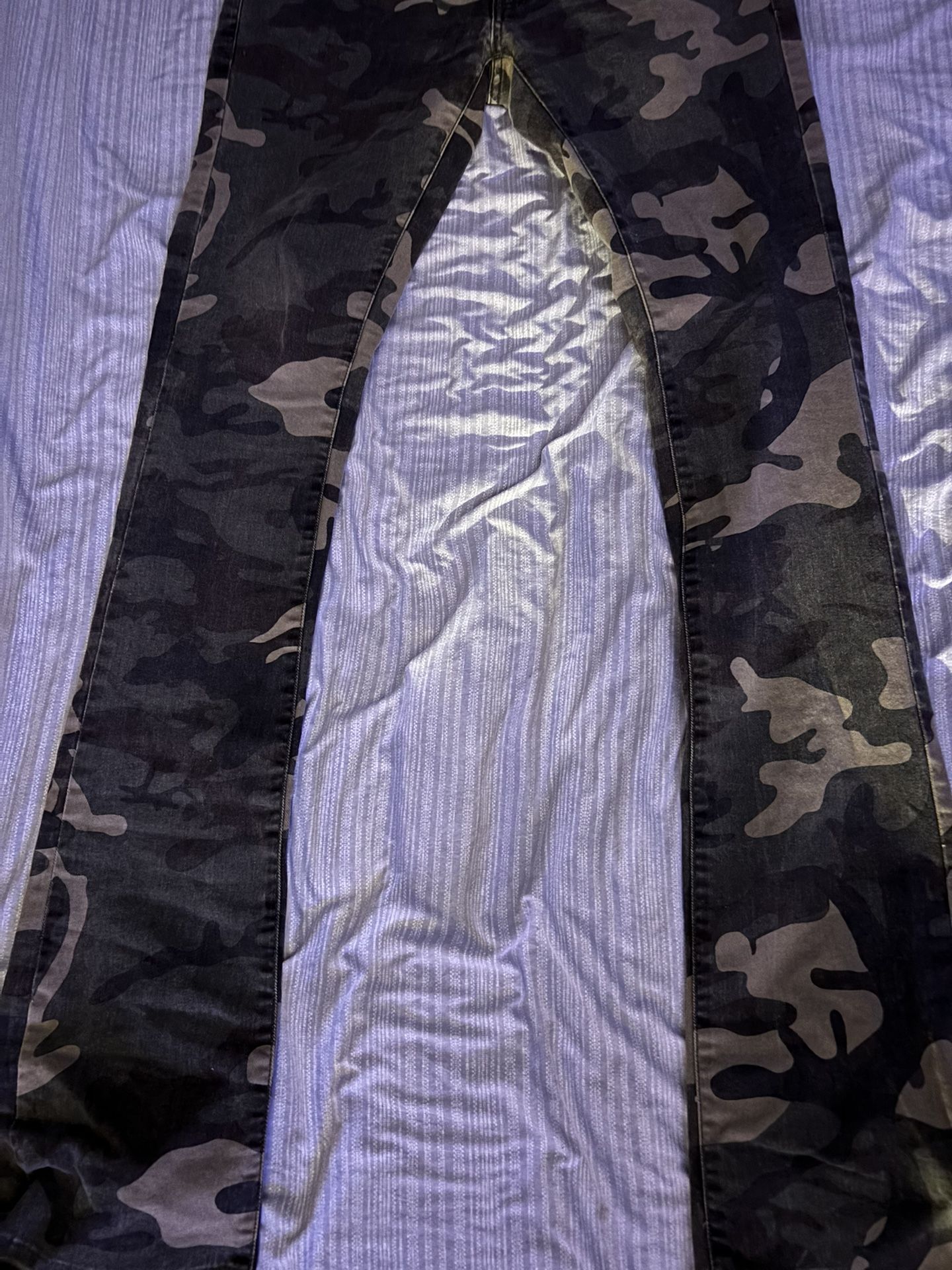 Stacked Camo Jeans 30 (Jordan Craig)
