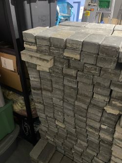 Brick pavers    245 pcs
