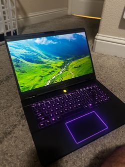 Alienware m16 R2 Gaming Laptop
