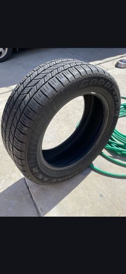 Goodrich tire 275-55-20 good tread 50 OBO
