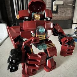 Large Lego Ironman